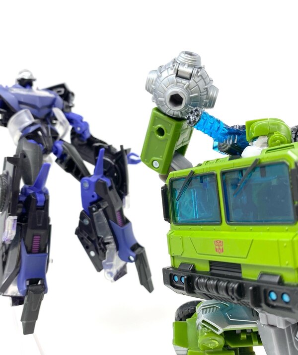 Transformers Legacy Bulkhead In Hand Image  (2 of 56)